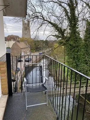 Apart Daire, 2 Yatak Odası, Balkon