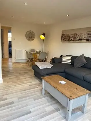 Apart Daire, 2 Yatak Odası, Balkon