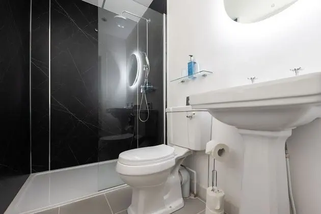 Executive Double or Twin Room (Garden Wing)