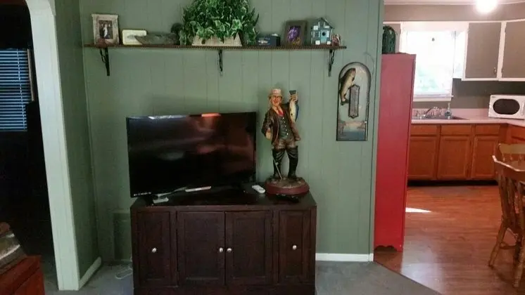 Kır Evi, Göl Manzaralı