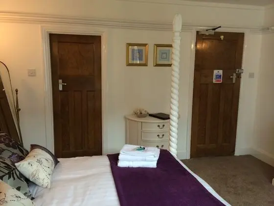 Tek Büyük Yataklı Oda, Zemin Kat (Four Poster Bed)