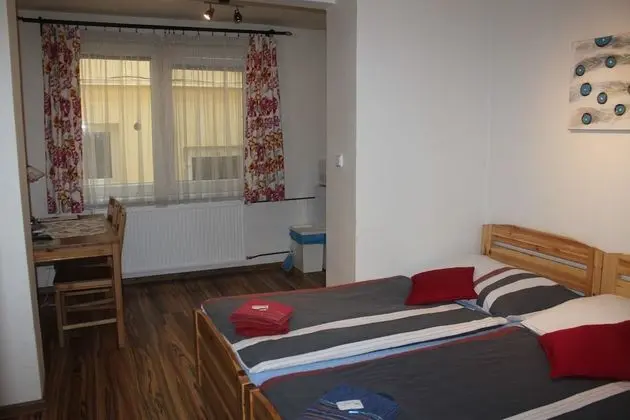 Comfort Tek Büyük veya İki Ayrı Yataklı Oda