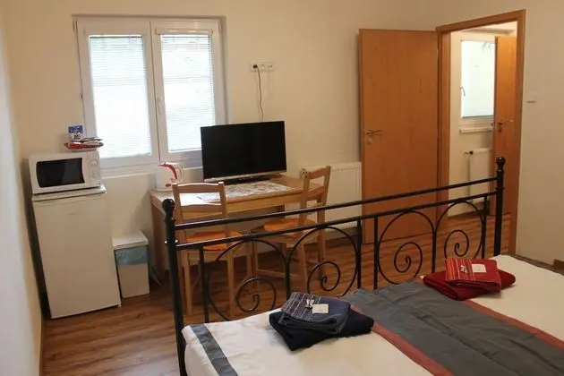 Comfort Tek Büyük veya İki Ayrı Yataklı Oda