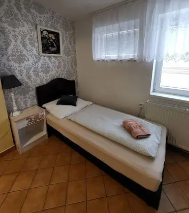 Tek Kişilik Oda