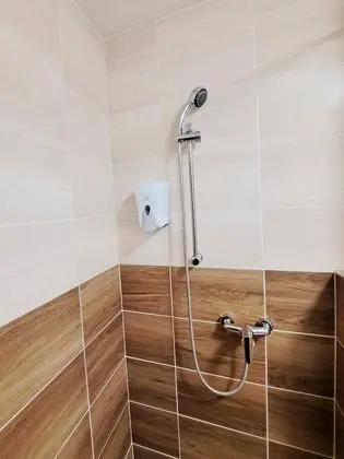 Üç Kişilik Oda