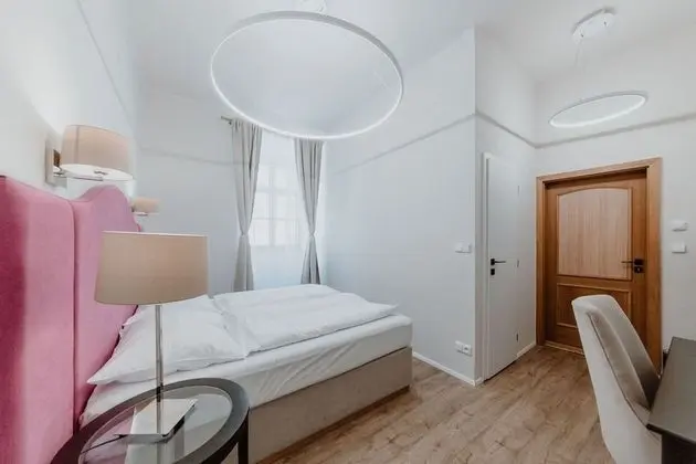 Basic Tek Büyük Yataklı Oda, 1 Yatak Odası