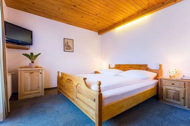 Comfort Tek Büyük Yataklı Oda