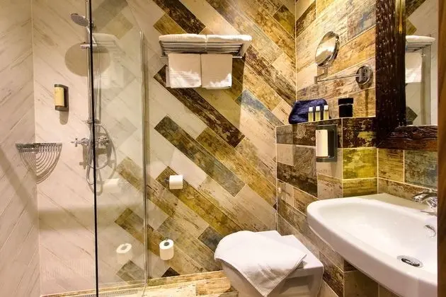 Deluxe Tek Büyük veya İki Ayrı Yataklı Oda, 1 En Büyük (King) Boy Yatak