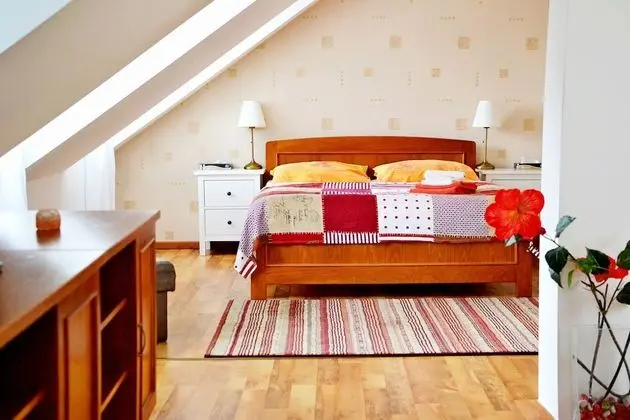 Comfort Tek Büyük Yataklı Oda