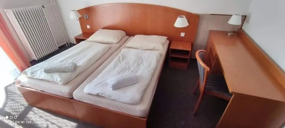Tek Büyük Yataklı Oda (+ Extrabed)