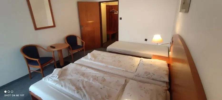 Üç Kişilik Oda (+ Extrabed)
