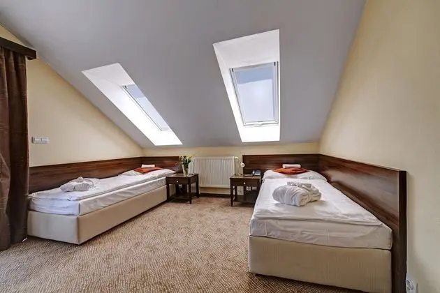 Comfort Tek Büyük veya İki Ayrı Yataklı Oda, Balkon