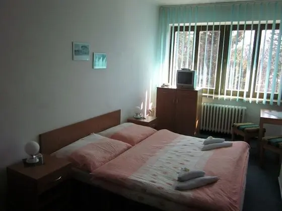 Tek Büyük Yataklı Oda, Balkon