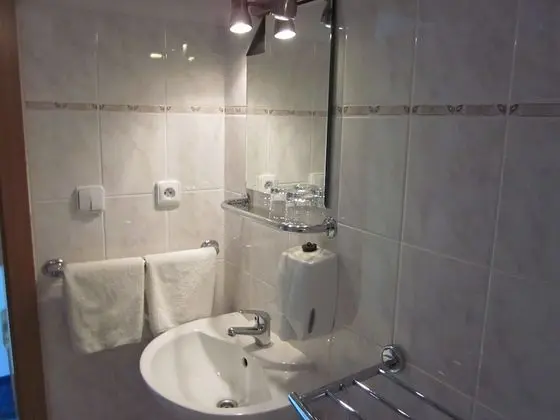 Tek Büyük Yataklı Oda, Balkon