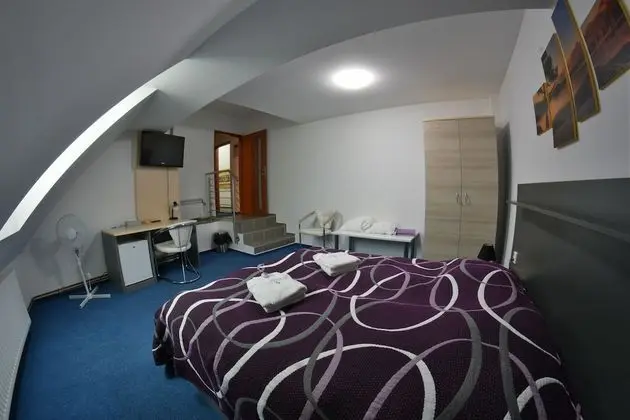 Comfort Tek Büyük Yataklı Oda
