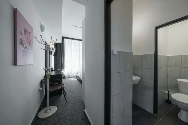 Standard Tek Büyük Yataklı Oda