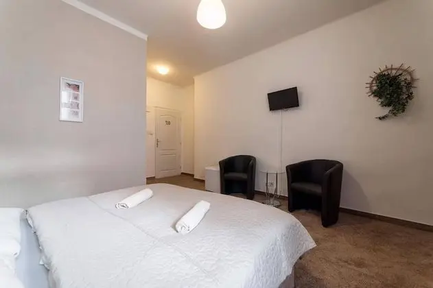 Tek Büyük veya İki Ayrı Yataklı Oda