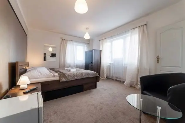 Tek Büyük veya İki Ayrı Yataklı Oda