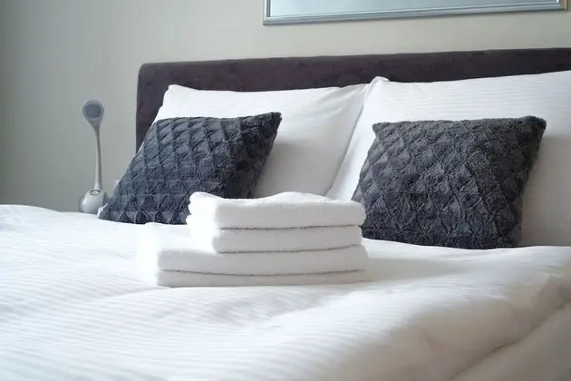 Business Tek Büyük Yataklı Oda