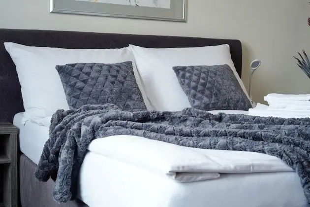 Business Tek Büyük Yataklı Oda