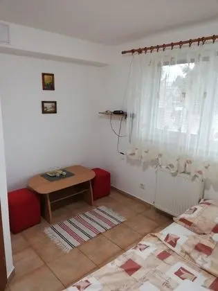 Basic Tek Büyük Yataklı Oda