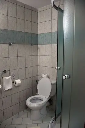 Classic Üç Kişilik Oda