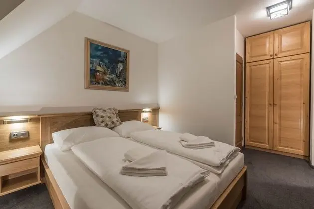 Comfort Tek Büyük Yataklı Oda, 1 En Büyük (King) Boy Yatak ve Çekyat