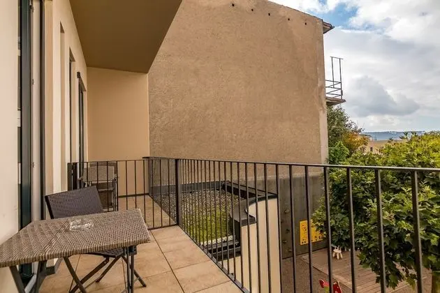 Tek Büyük Yataklı Oda, 2 Tek Kişilik Yatak, Balkon, Dağ Manzaralı