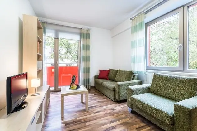 Stüdyo Süit, Bahçe Manzaralı