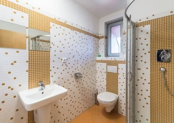 Stüdyo Süit, Bahçe Manzaralı