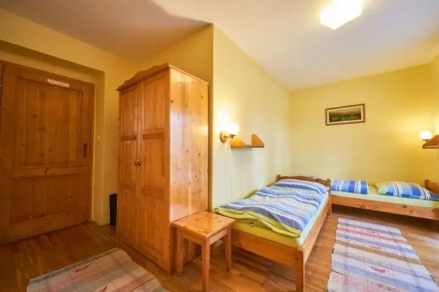 Traditional Tek Büyük veya İki Ayrı Yataklı Oda