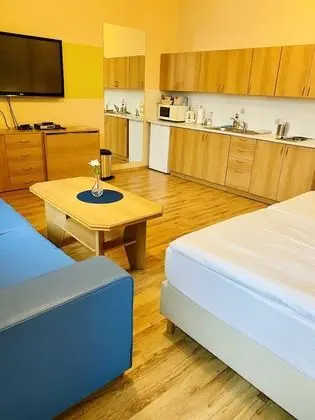 Deluxe Stüdyo Süit