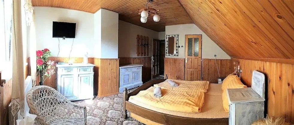 Tek Büyük veya İki Ayrı Yataklı Oda