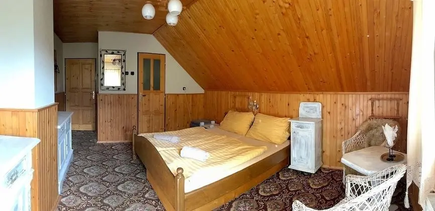 Tek Büyük veya İki Ayrı Yataklı Oda