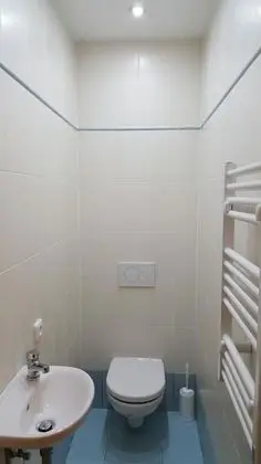 Tek Kişilik Oda, Ortak Banyo