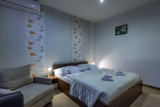 Tek Büyük veya İki Ayrı Yataklı Oda
