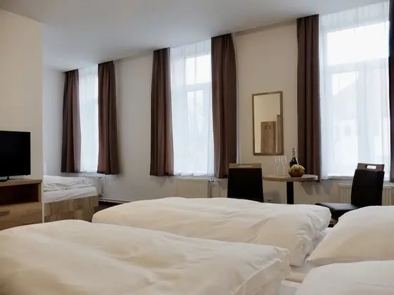 Standard Üç Kişilik Oda