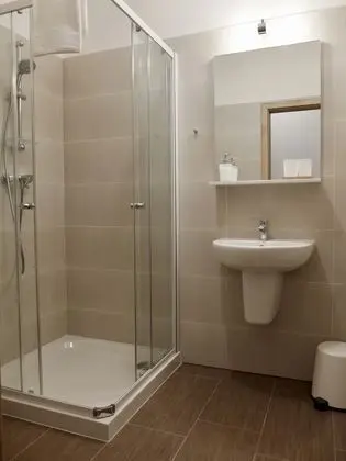Standard Üç Kişilik Oda
