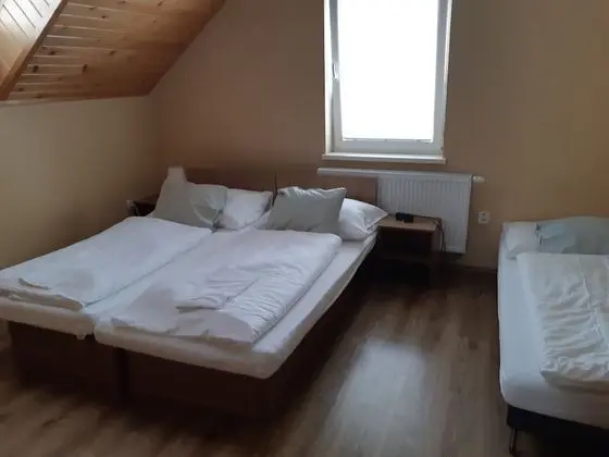 Standard Üç Kişilik Oda