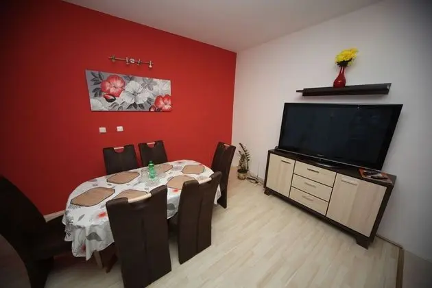 Superior Apart Daire, 2 Yatak Odası, Şömine (No.7)