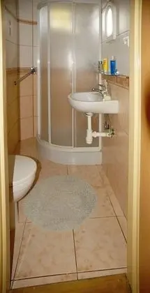 Büyük Yataklı Tek Kişilik Oda