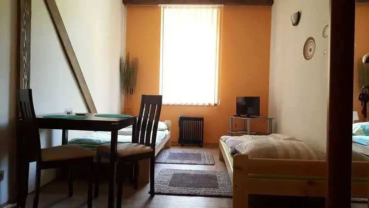 Tek Büyük veya İki Ayrı Yataklı Oda, Buzdolabı