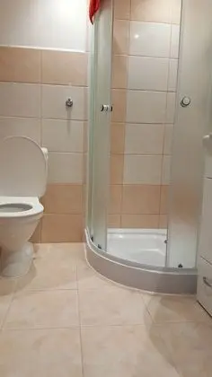 Tek Büyük veya İki Ayrı Yataklı Oda, Buzdolabı