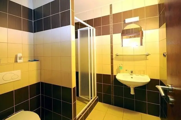 Comfort Üç Kişilik Oda (with 2 extra beds)