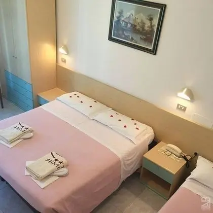 Üç Kişilik Oda, Balkon