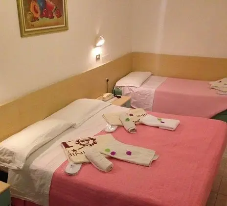 Üç Kişilik Oda, Balkon