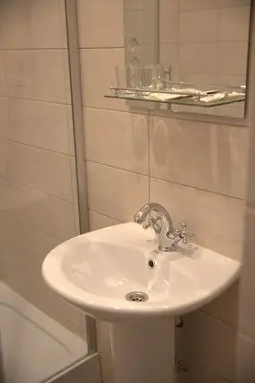 Economy İki Ayrı Yataklı Oda