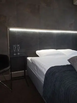 Economy Tek Büyük Yataklı Oda