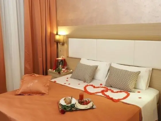 Deluxe Üç Kişilik Oda