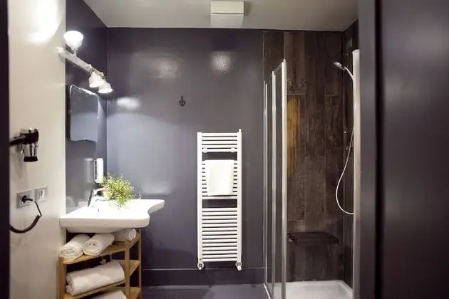 Economy Dört Kişilik Oda, Sigara İçilmez